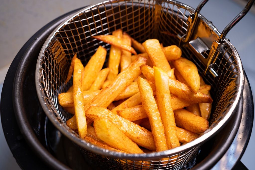 Tip na použitie Airfryer: pridajte horúcu vodu, aby boli hranolky vždy chrumkavé