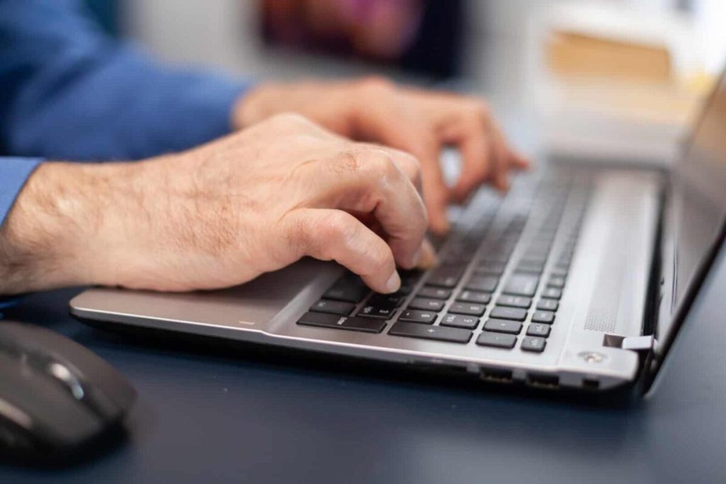 Podvod s falošnými účtami: e-mail, ktorý už vyprázdnil účty mnohých