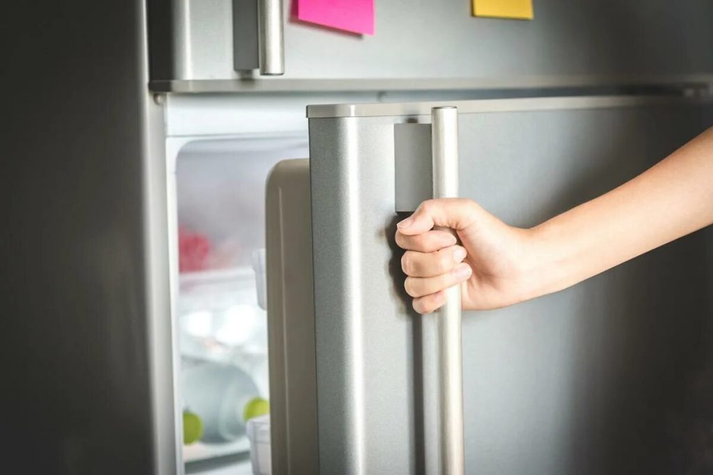 Domácí spotrebič, ktorý by sa nikdy nemal odpojiť od elektrickej siete, pretože to môže zdvojnásobiť spotrebu energie