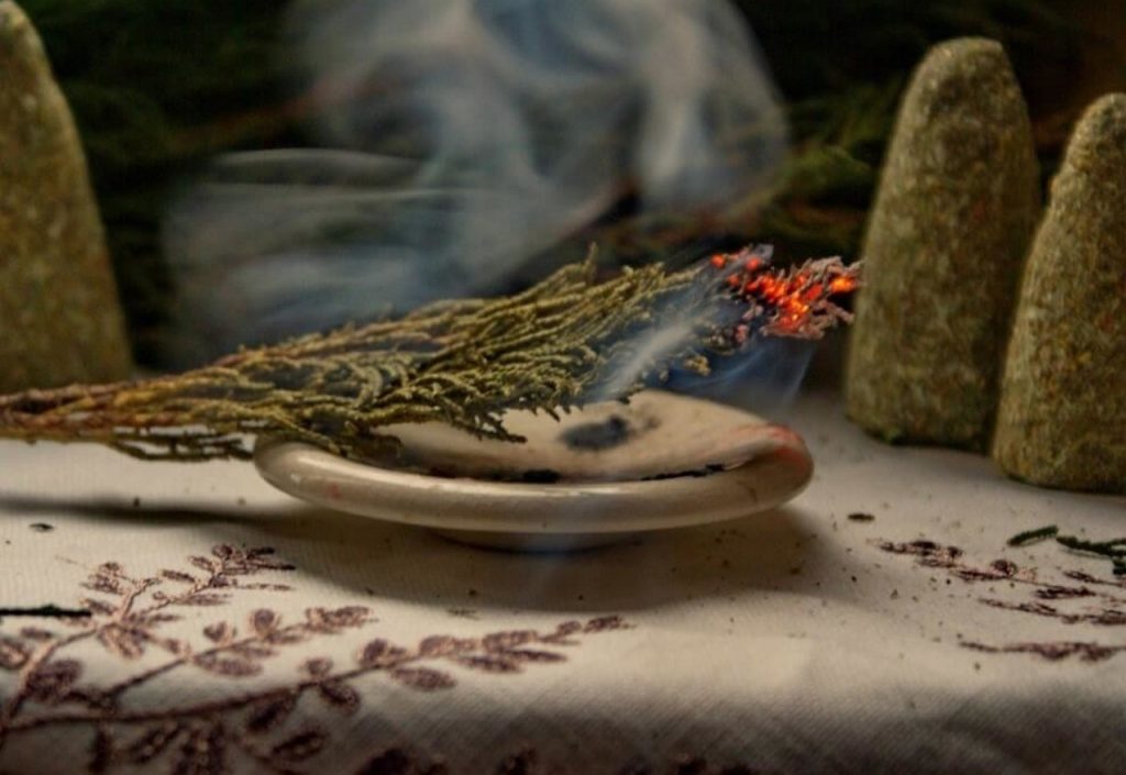 Tento nápad na prípravu aromatických zmesí pre domácnosť, aby ste ich nemuseli kupovať v obchode, sa vám bude páčiť.