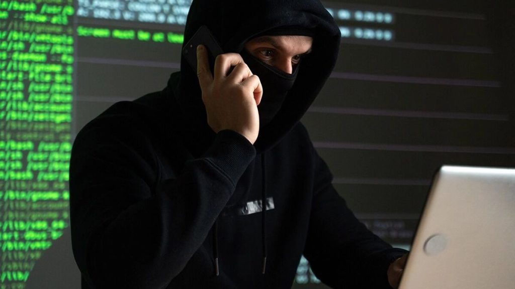 Ak počujete túto frázu pri odpovedi na hovor, okamžite zaveste, pretože vaše bankové účty môžu byť vyprázdnené
