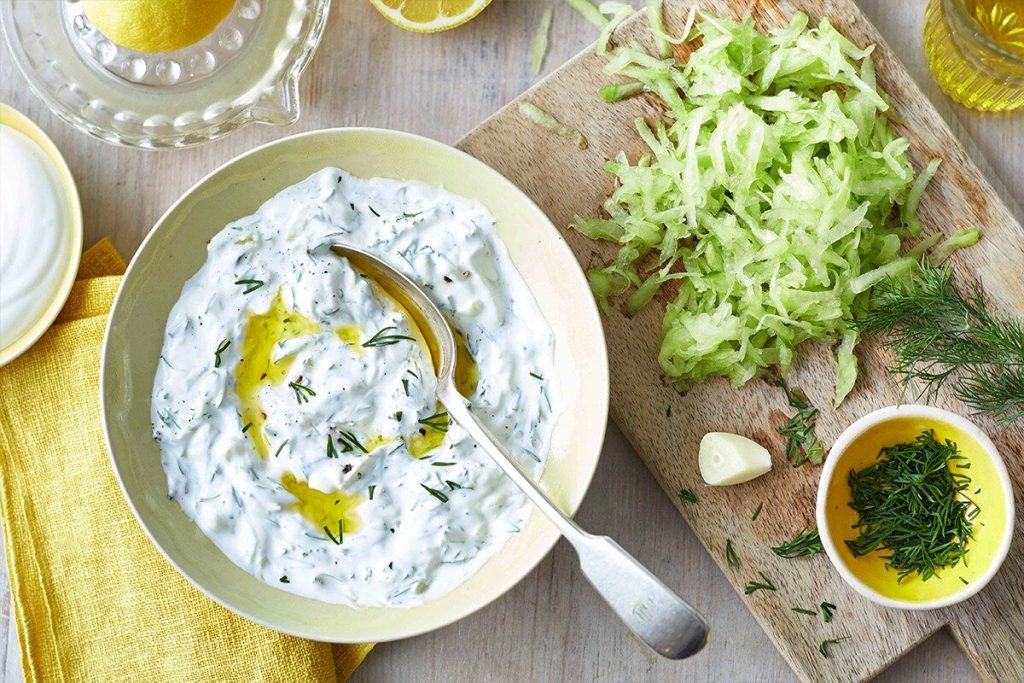 Omáčka presne ako v Grécku. Cacciki – autentický recept