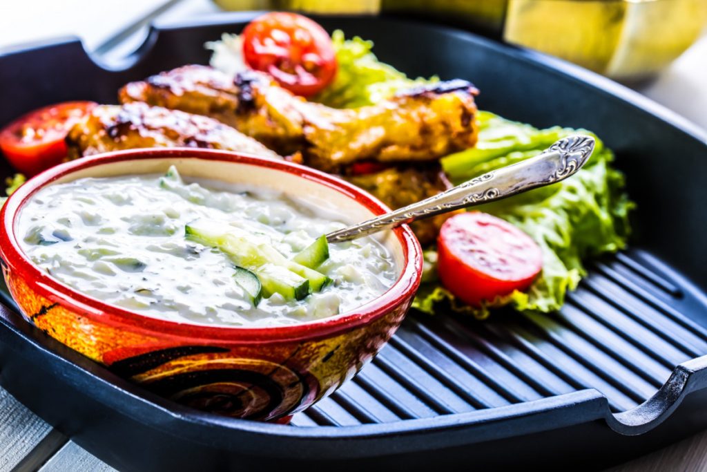 Omáčka presne ako v Grécku. Cacciki – autentický recept