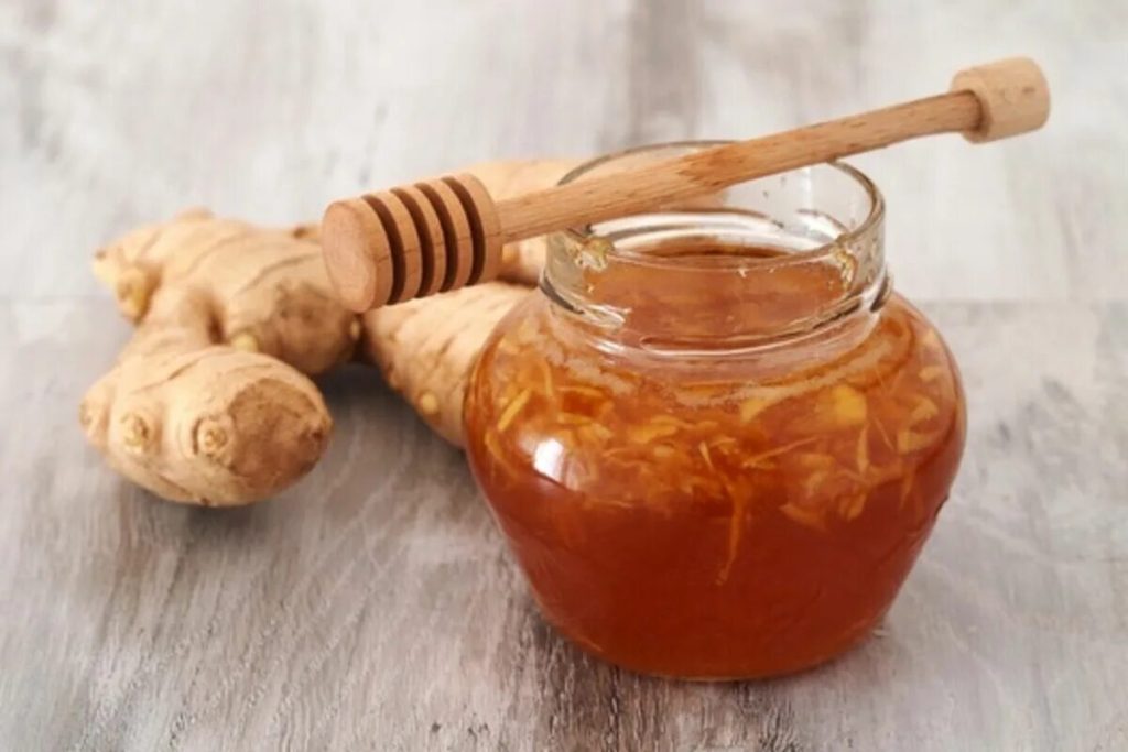 Ako pripraviť a konzumovať zázvor, aby ste využili jeho liečivé vlastnosti