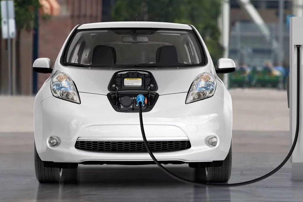 Jedna z obcí v Estremadure skrýva skutočnú zlatú baňu pre výrobu elektromobilov: tri milióny ton niklu. EÚ už na ňu upriamila pozornosť