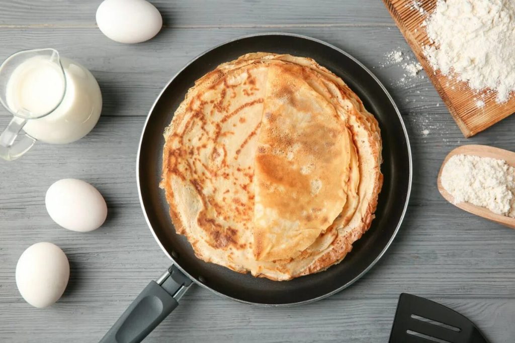 Stačí pridať do cesta pred pridaním múky: palacinky budú „jemné“, mäkké a chutné