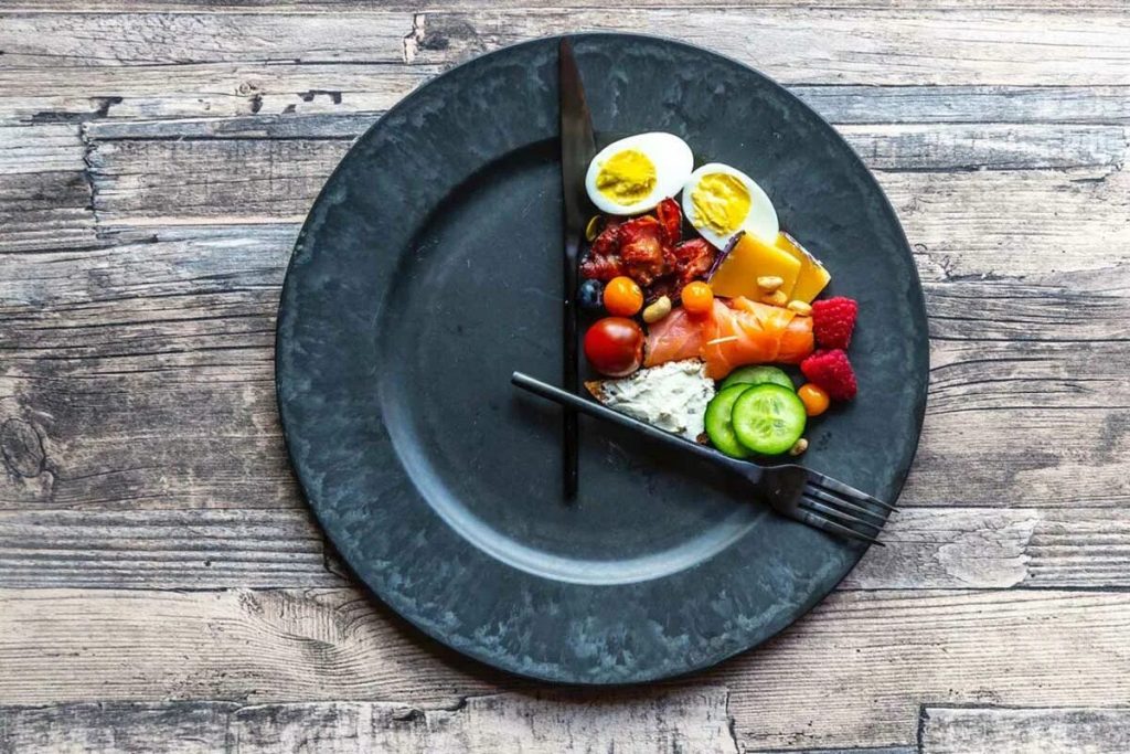 Desať protizápalových návykov: od skorého večere po vzdanie sa bežného sprchového gélu