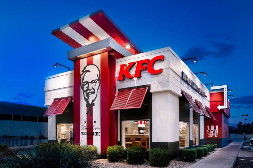 KFC bola pokutovaná za odmietnutie poskytnúť určité časti kurča zákazníkovi, ktorý si objednal ponuku „Mega Familiar“