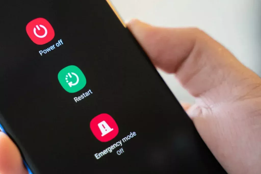 Prečo by ste mali každý týždeň reštartovať svoj mobilný telefón podľa Agentúry národnej bezpečnosti USA.