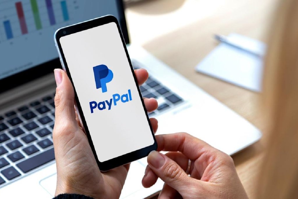 PayPal zmrazí peniaze zo všetkých bankových účtov používateľov, ktorí vykonajú prevody presahujúce tento limit