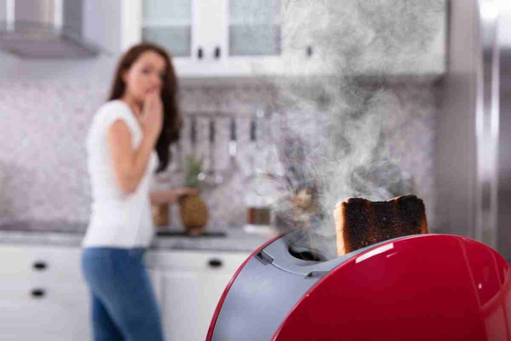 Domáce spotrebiče, ktoré by ste mali po použití vždy odpojiť od elektrickej siete, aby nedošlo k požiaru