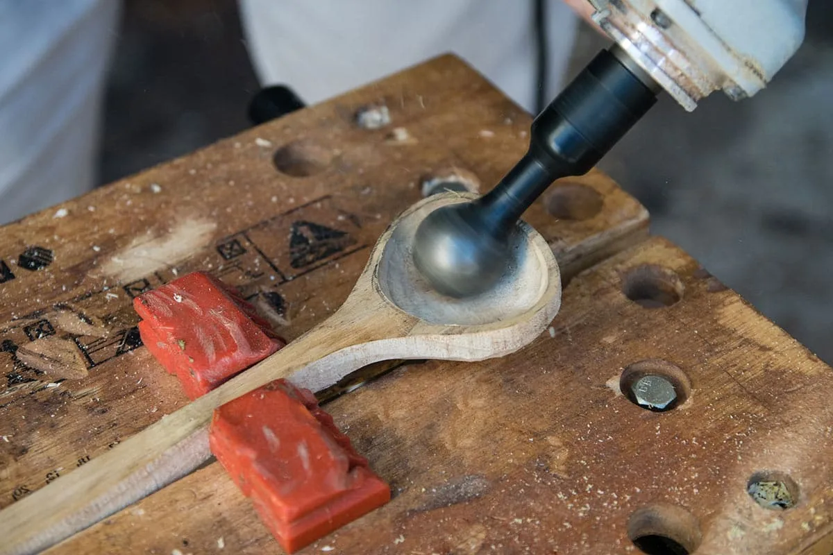 Odborníci sa domnievajú, že trik s drevenou lyžicou je vo vašej záhrade jednoducho nevyhnutný: tu je dôvod