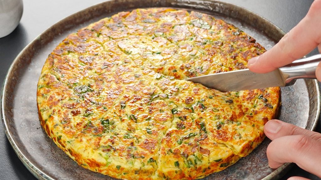 Ranná domáca zábava: Cibuľová omeleta s prekvapením