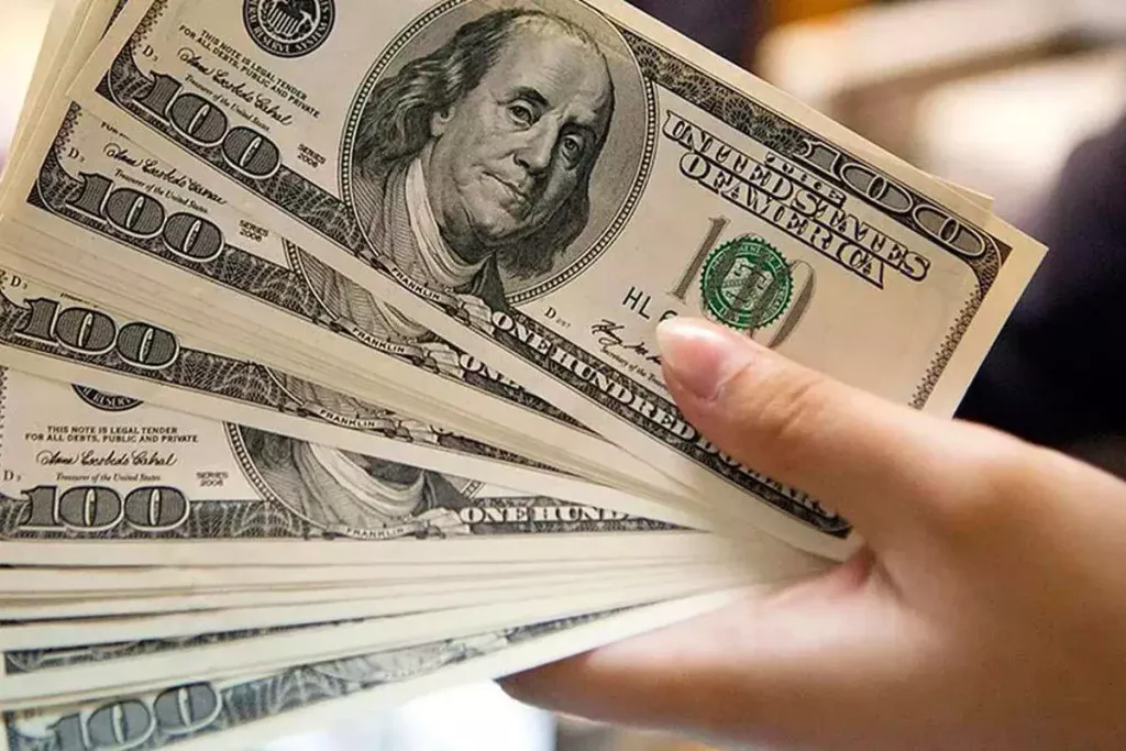 Vláda USA vyplatí v auguste 2025 2000 dolárov: kto má nárok na túto pomoc a aké podmienky je potrebné splniť
