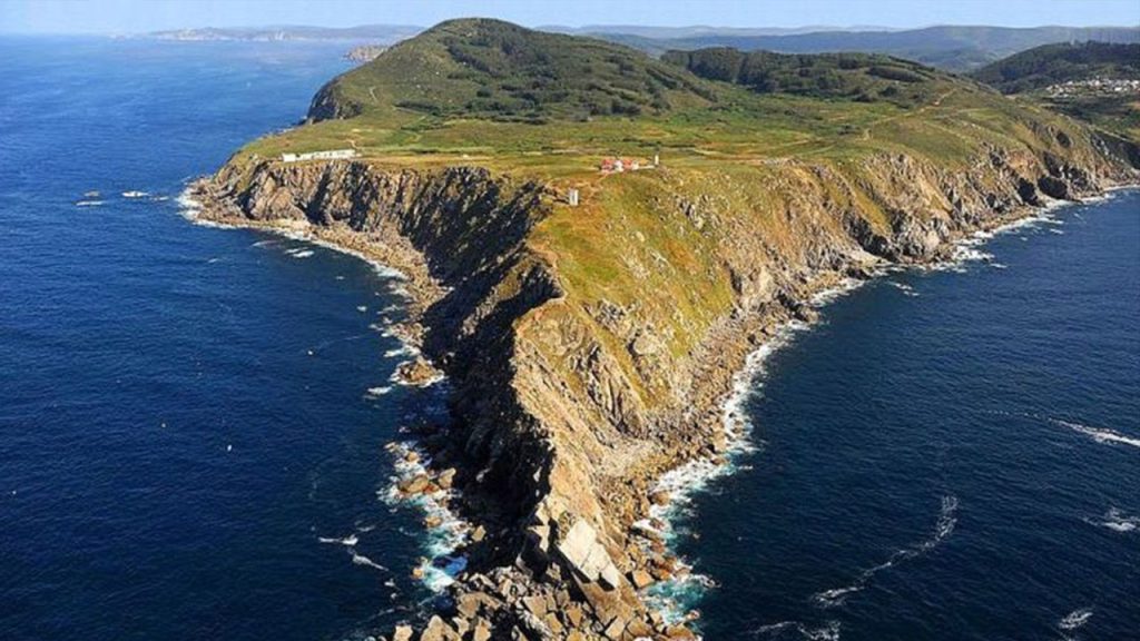 Táto málo známa pláž s najtyrkysovejšou vodou v Španielsku pripomína Karibik a ukrýva archeologické tajomstvo