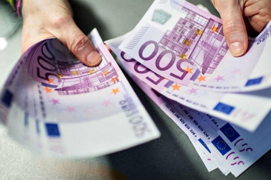 Investičná analytička jasne hovorí: „Ak máte 1000 eur a chcete zarobiť viac, najlepšou voľbou je…“