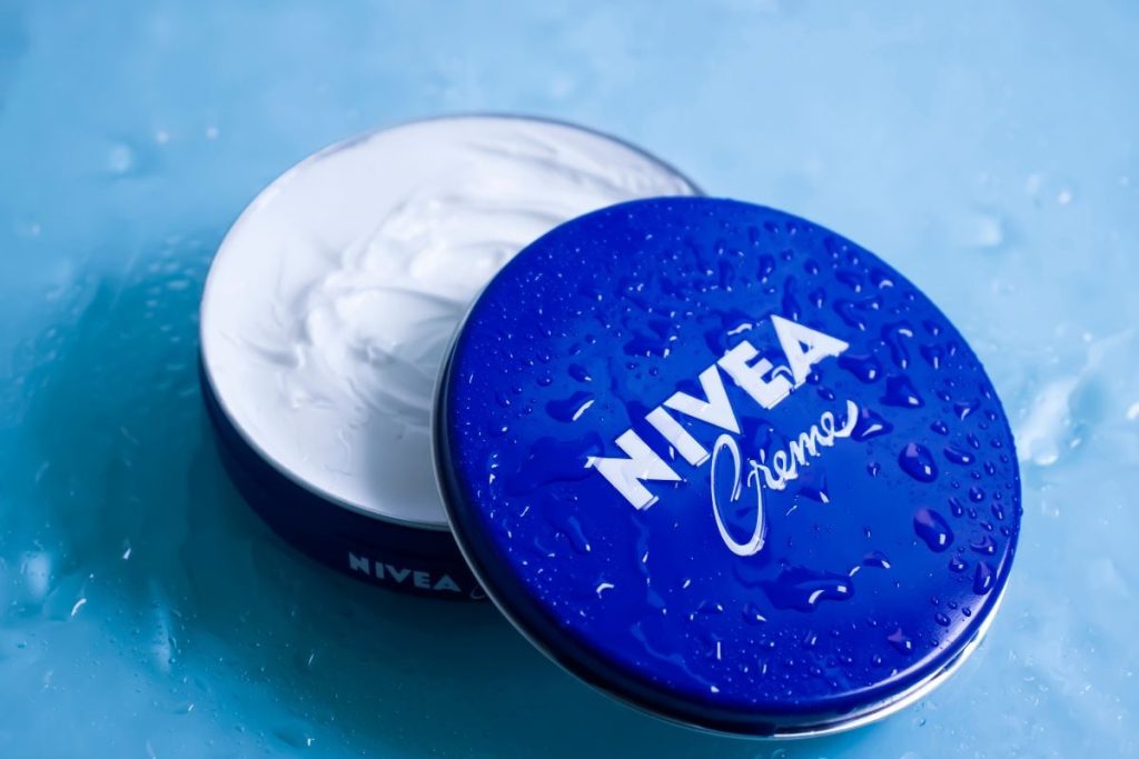 O kréme Nivea v modrej tubke: závery odborníkov